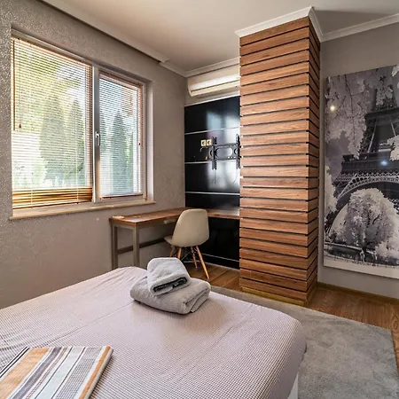 Pantera Nera Luxury Apartment Varna