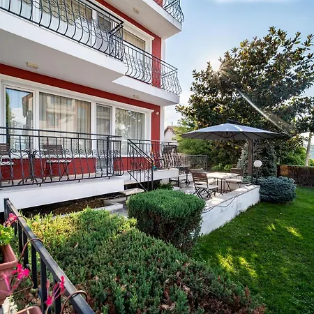 Pantera Nera Luxury Apartment