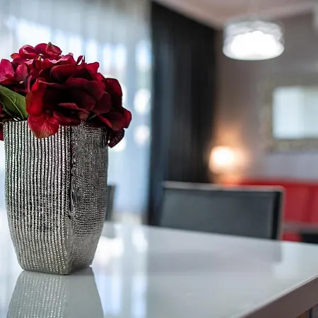Apartment Pantera Nera Luxury Apartment Varna
